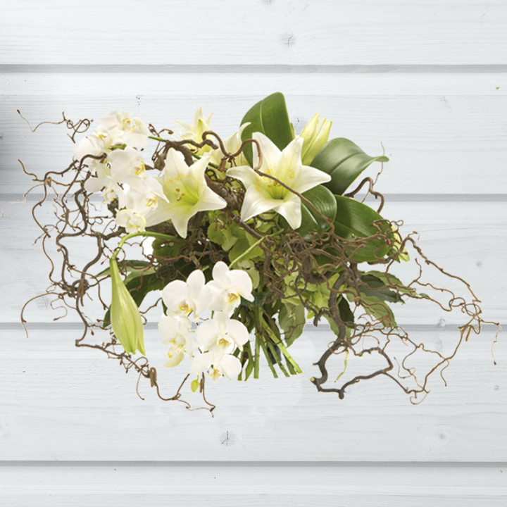 Mila - Bouquet de fleurs d'orchidées, et de lys.