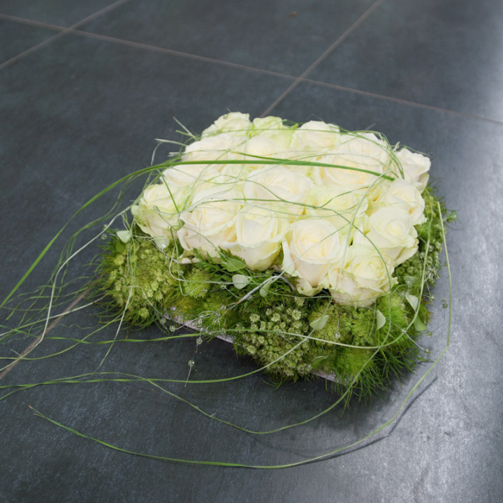 Philadelphie - Coussin de roses blanches.