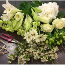 Bouquet de l'instant Blanc - Bouquet réalisé dans l'instant avec des fleurs blanches