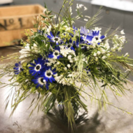 Blue note - Le bouquet bleu aux graminées de printemps !