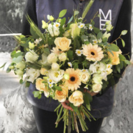 Kyoto - Bouquet jaune et or.